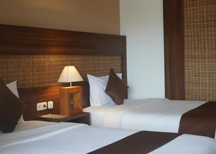 Hotel Tapa Ratan 3*