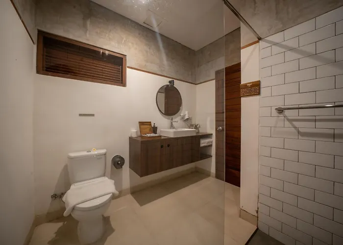 Tapa Ratan 3* Uluwatu (Bali)