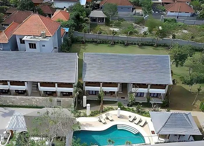 Tapa Ratan Hotel 3*