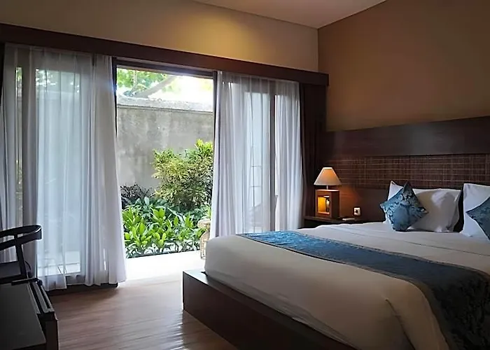 Hotel Tapa Ratan 3*