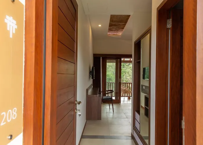 Tapa Ratan 3*